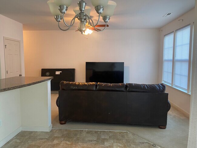 Foto del edificio - 72 Zenith Loop