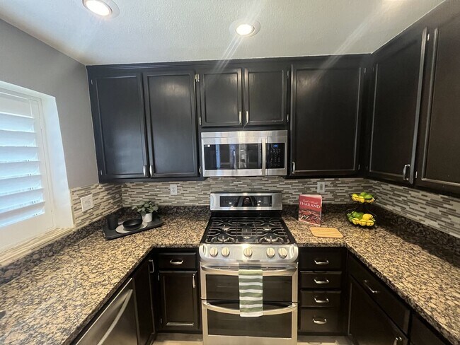 Foto del edificio - Nice 3 bedroom family home for rent in great Rocklin location