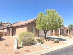 Building Photo - 815 Desert Marigold Ct
