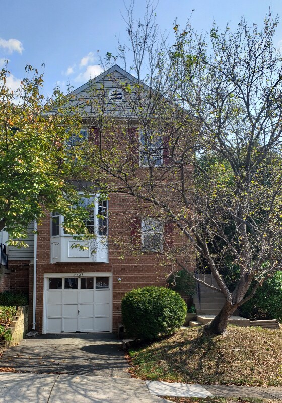 8523 Enochs Dr, Lorton, VA 22079 Townhome Rentals in Lorton VA