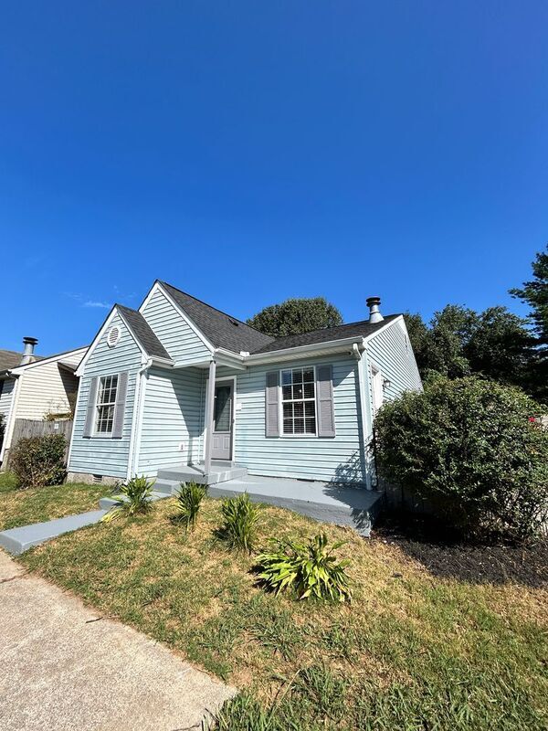 Foto del edificio - 5012 Greer Station Dr