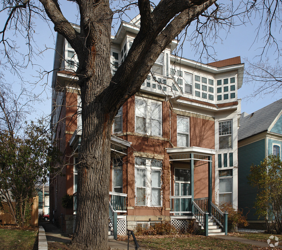 Building Photo - 409 Ashland Ave