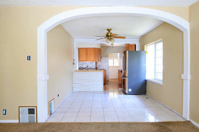 Foto del edificio - 4350 Shoshone St
