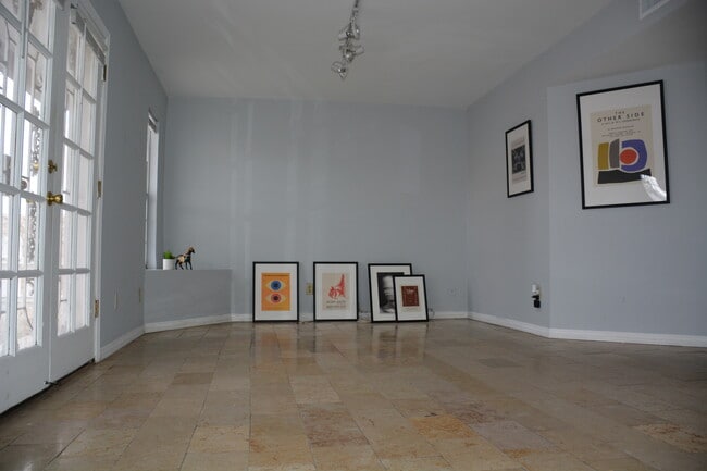 Building Photo - 1111 Terrace Ct