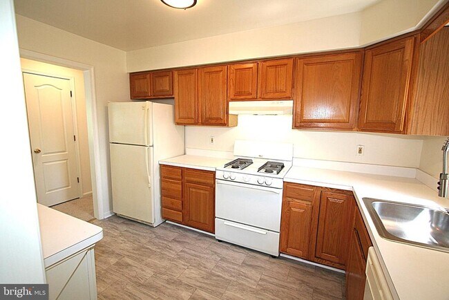 Foto del edificio - 4405 Apex Ln