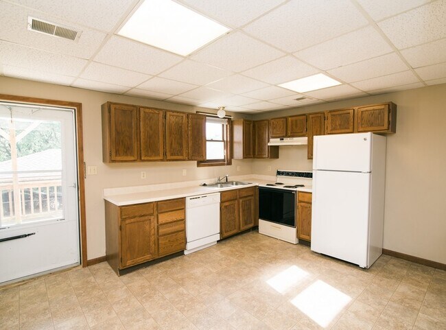 Foto del edificio - 905 Scott Station Rd