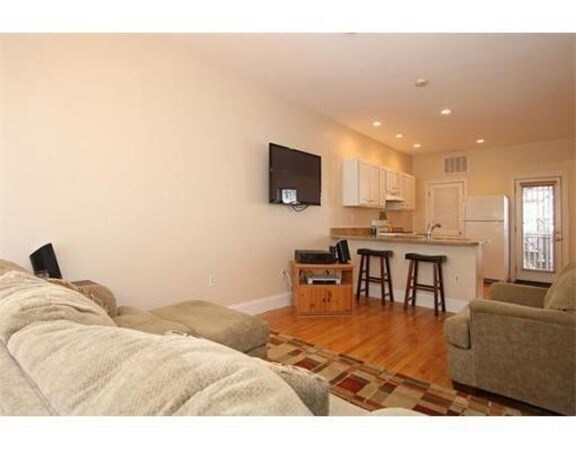 Foto del edificio - 11 Brewster St