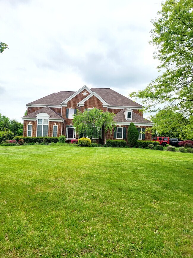 Foto del edificio - 25580 Fishers Hill Ct