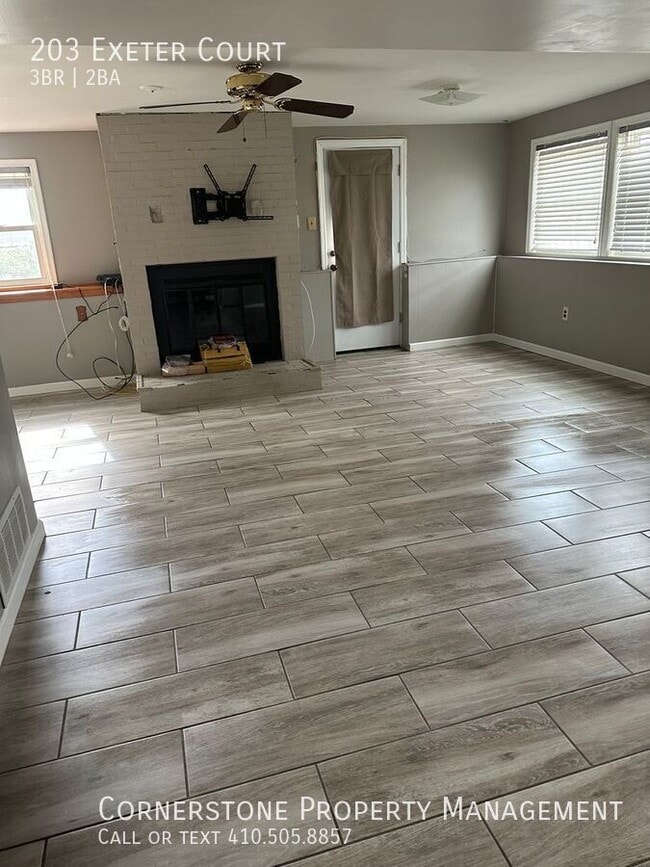 Foto del edificio - 203 Exeter Ct