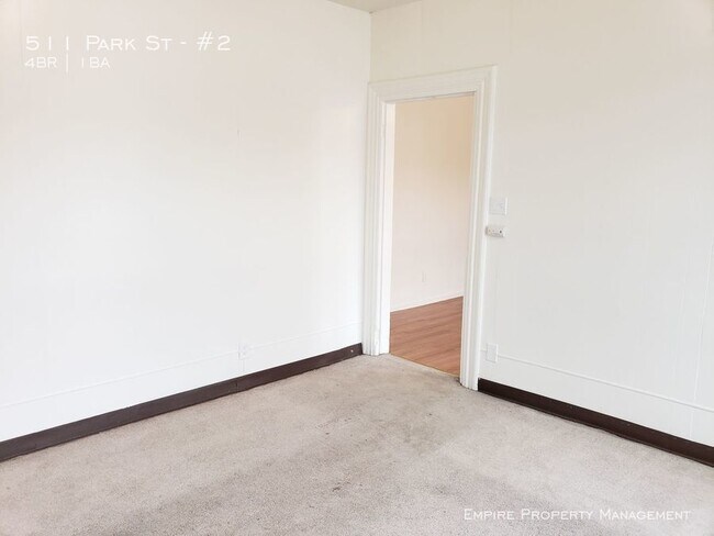 Foto del edificio - 4 Bedroom Apartment in Allentown