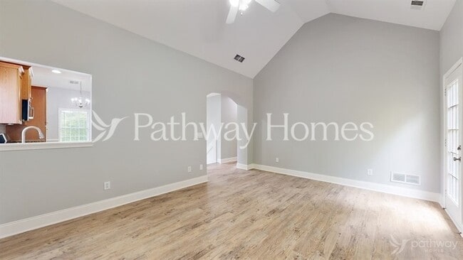 Building Photo - 111 Hearthstone Walk