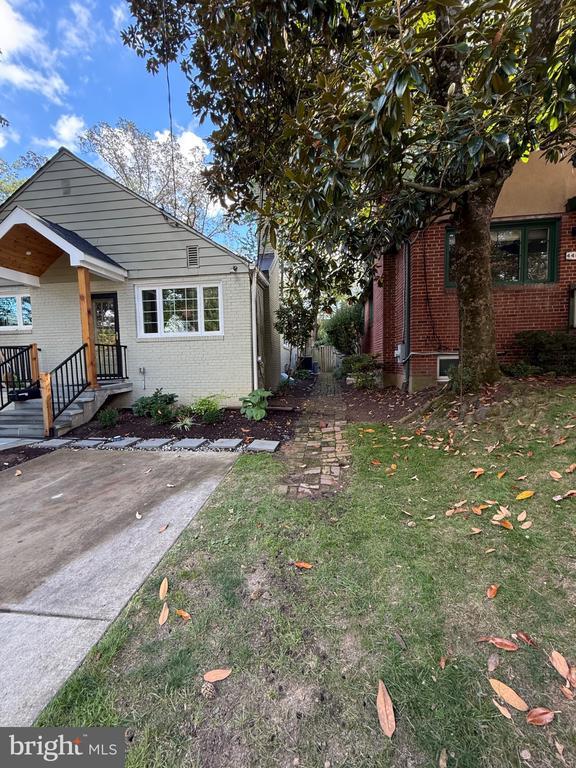 Building Photo - 4406 Rosedale Ave