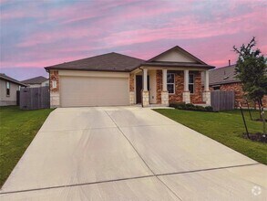 Building Photo - 5612 Bellissima Way