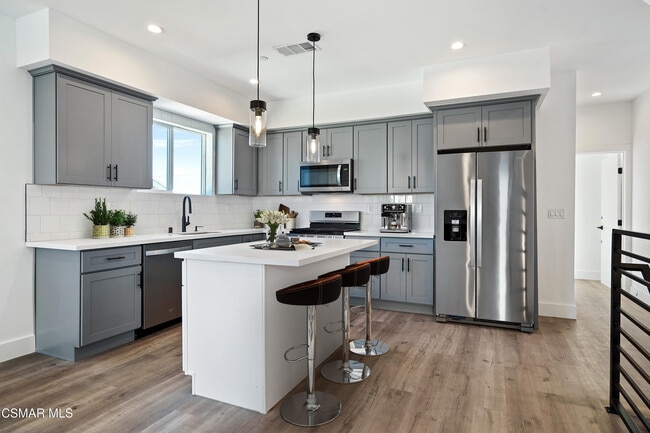 Foto del edificio - 10908 Hesby St