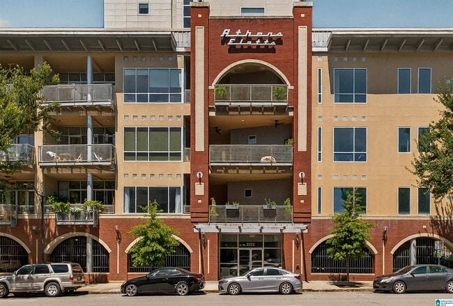 Building Photo - 2222 2nd Ave N