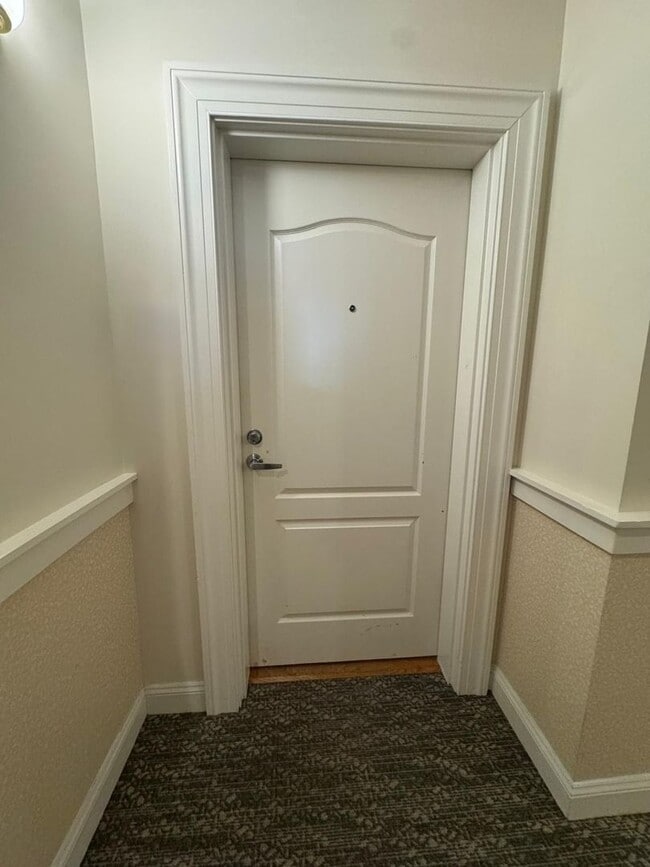 Building Photo - Stylish 2BR Condo in Braintree