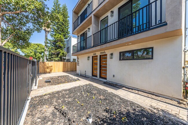 Foto del edificio - 5506 Barton Ave