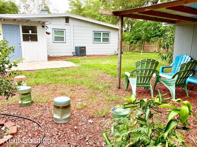 Building Photo - 3 br, 2 bath House - 236 Emerald Ln