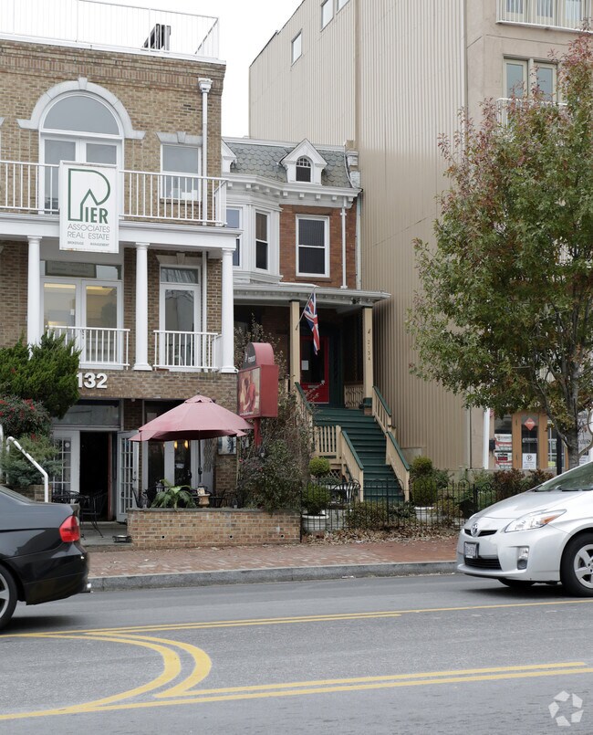 Foto del edificio - 2134 Wisconsin Ave NW