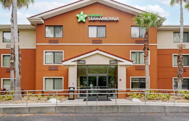 Building Photo - Furnished Studio-Tampa - Airport - Memorial Hwy