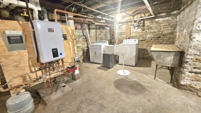 Foto del edificio - 3515 Grand Ave S