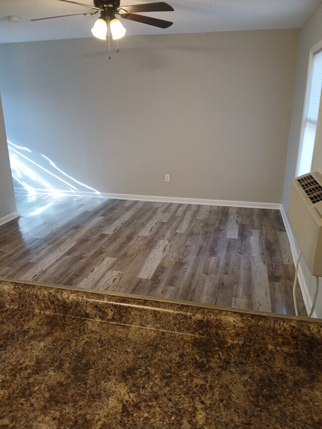 Foto del edificio - 405 High St