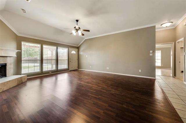 Foto del edificio - 5516 Longhorn Dr