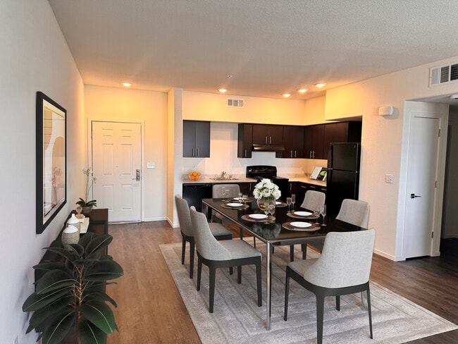 Building Photo - Mangini Place