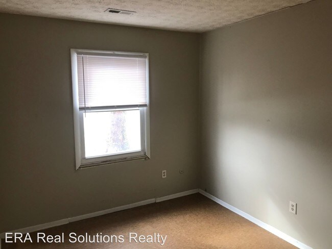 Foto del edificio - 3 br, 1 bath House - 4014 Millstone Road