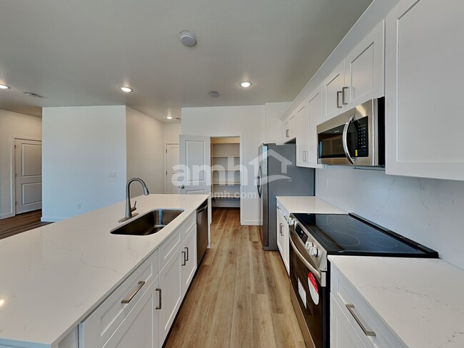 Foto del edificio - 12503 W Flynn Ln