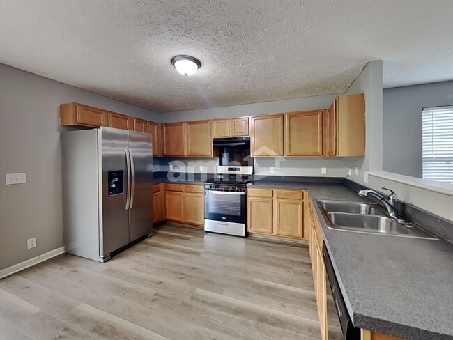 Building Photo - 3628 Coles Branch Dr