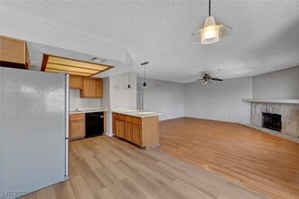 Building Photo - 913 Falconhead Ln