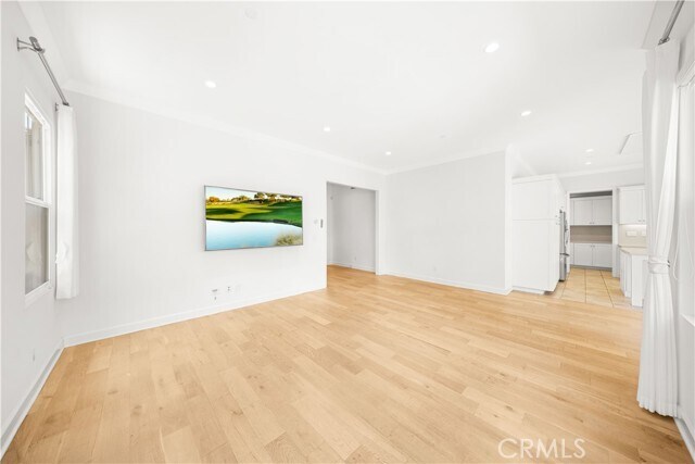 Building Photo - 68 Henson