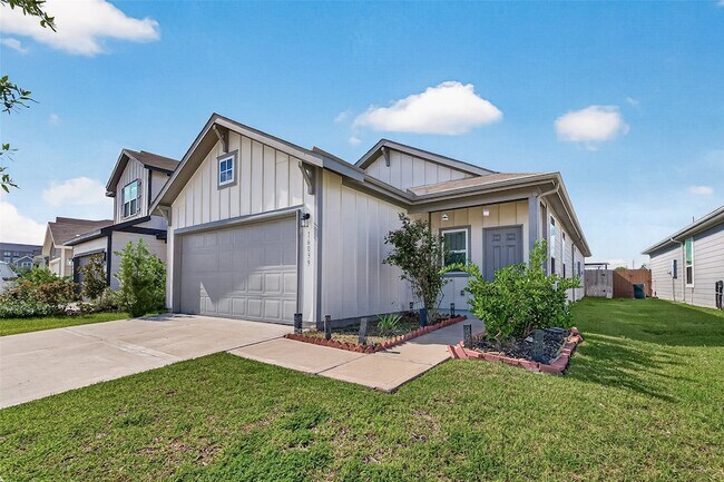 Foto del edificio - 16039 Kingfield Haven Dr