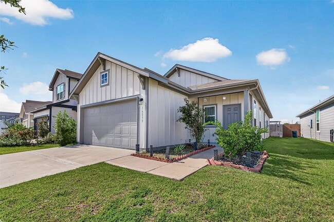 Photo - 16039 Kingfield Haven Dr Unit House