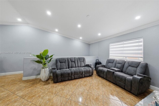 Building Photo - 11025 W Okeechobee Rd