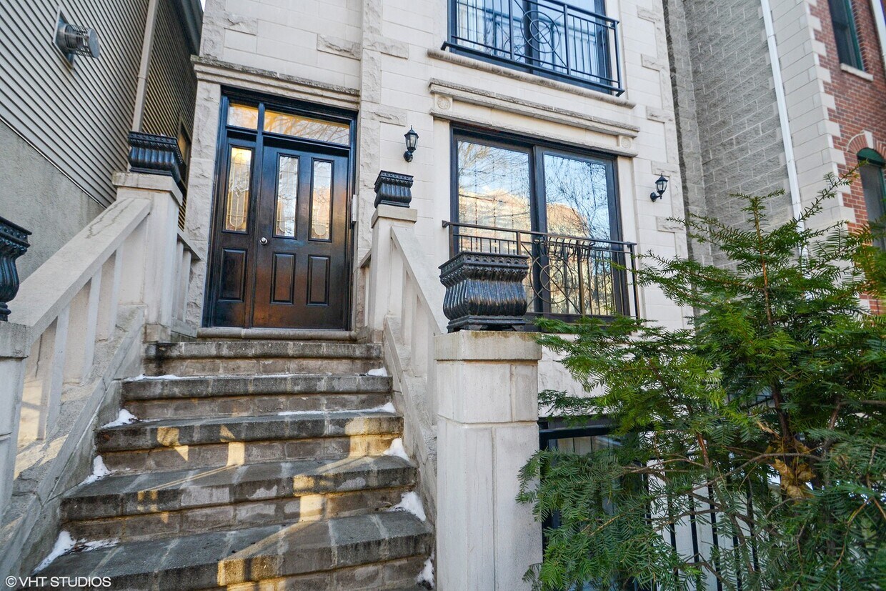 Primary Photo - 1508 N Hudson Ave