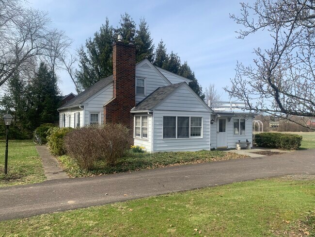 Building Photo - 4915 W Swamp Rd
