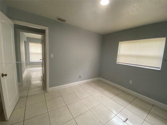 Foto del edificio - 21134 NW 39th Ave