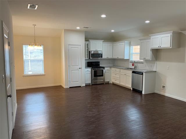 Foto del edificio - 3511 Brookstone Dr