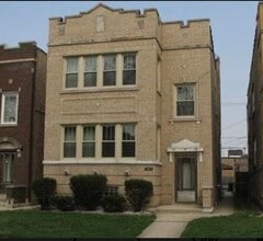 Building Photo - 2827 N Parkside Ave