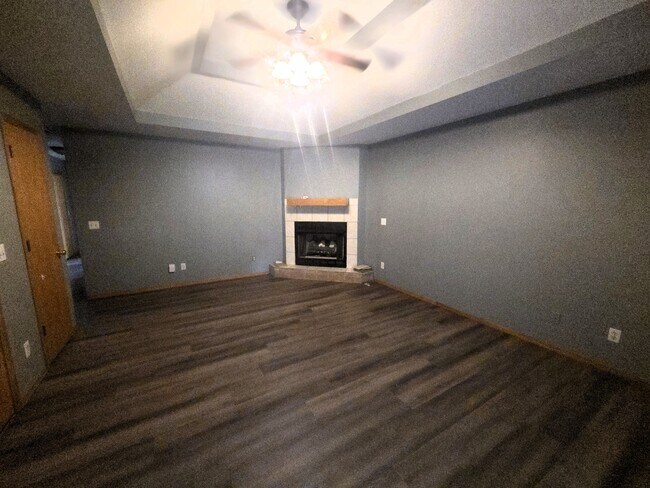 Foto del edificio - 714 Foxx Dr