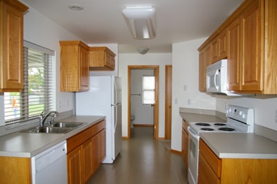 Building Photo - 1 bedroom, 1 bath newer condo style duplex!