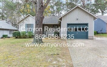 Building Photo - 5516 Deep Hollow Ct