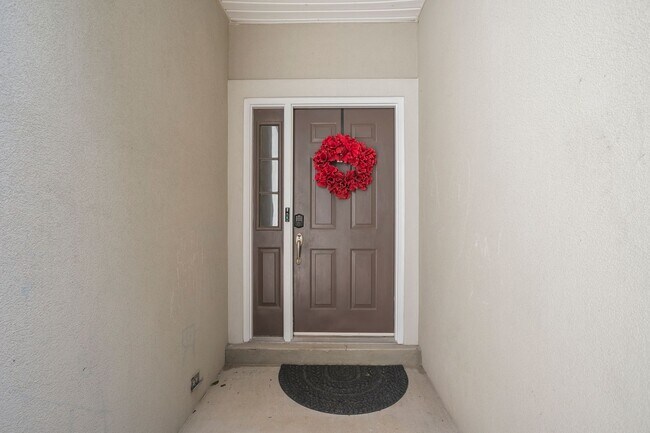 Foto del edificio - 1004 Elmshade Ln