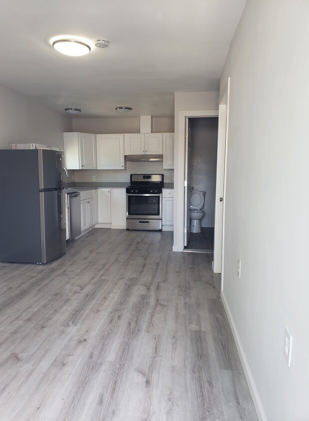 Foto principal - 745 5th St