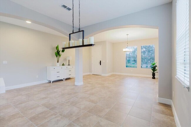 Foto del edificio - 1389 Heritage Landings Dr