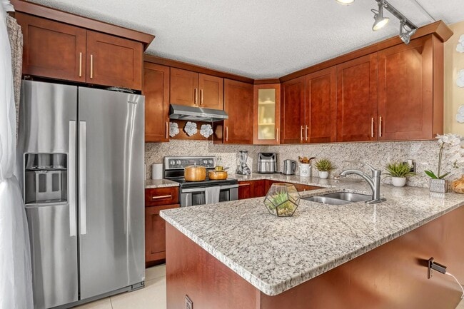 Building Photo - 728 Mill Valley Pl