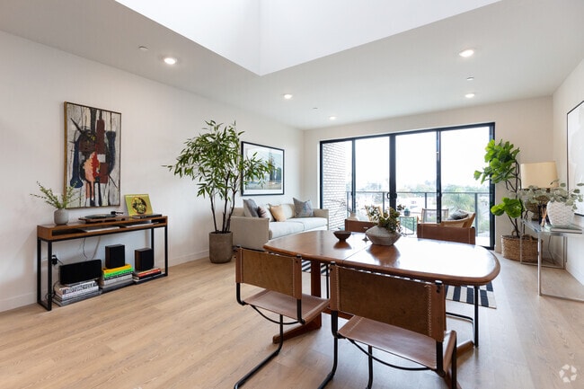 Foto del interior - 1319 S Orange Grove Ave