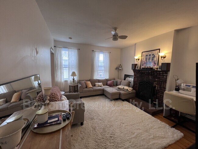 Foto del edificio - 788 E 6th St